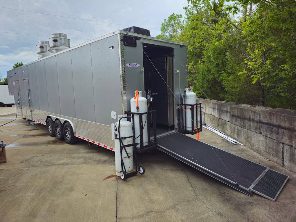 981-8.5-x-44-silver-concession-trailer-food-event-catering-11.jpg 8.5' X 44' Silver Concession Trailer Food Event Catering