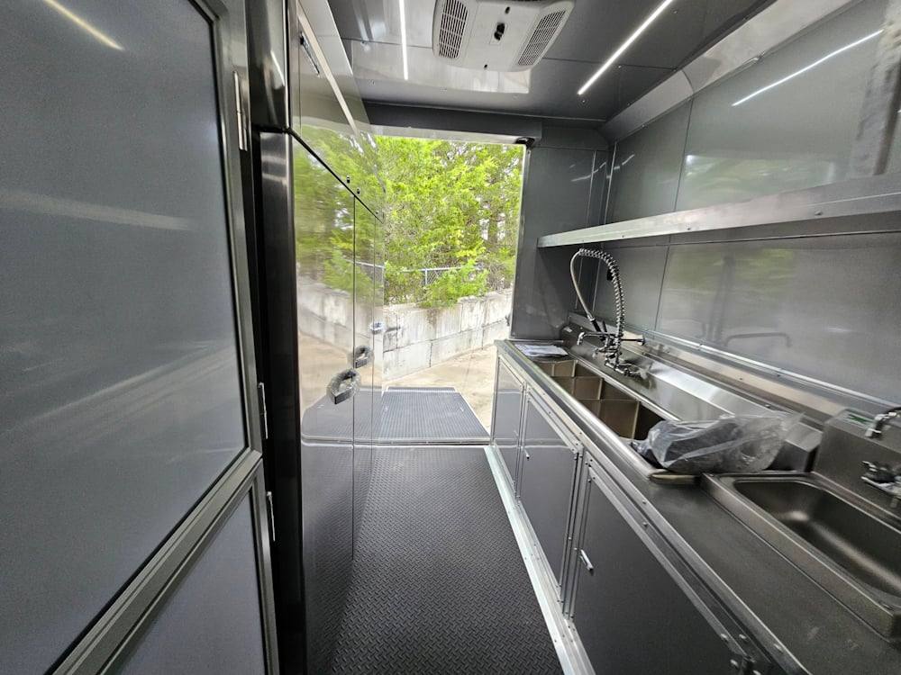 981-8.5-x-44-silver-concession-trailer-food-event-catering-28.jpg 8.5' X 44' Silver Concession Trailer Food Event Catering