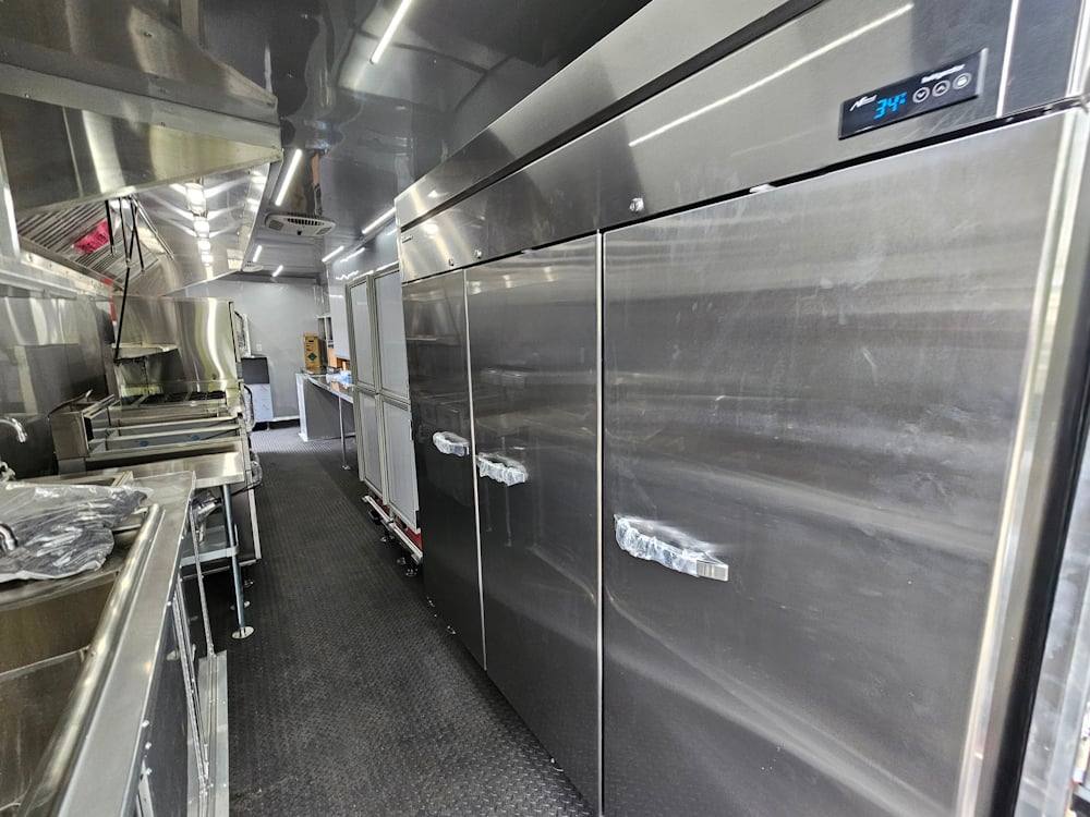 981-8.5-x-44-silver-concession-trailer-food-event-catering-31.jpg 8.5' X 44' Silver Concession Trailer Food Event Catering