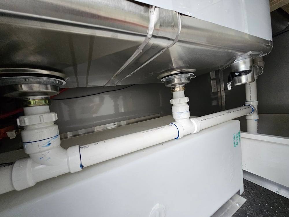 981-8.5-x-44-silver-concession-trailer-food-event-catering-41.jpg 8.5' X 44' Silver Concession Trailer Food Event Catering