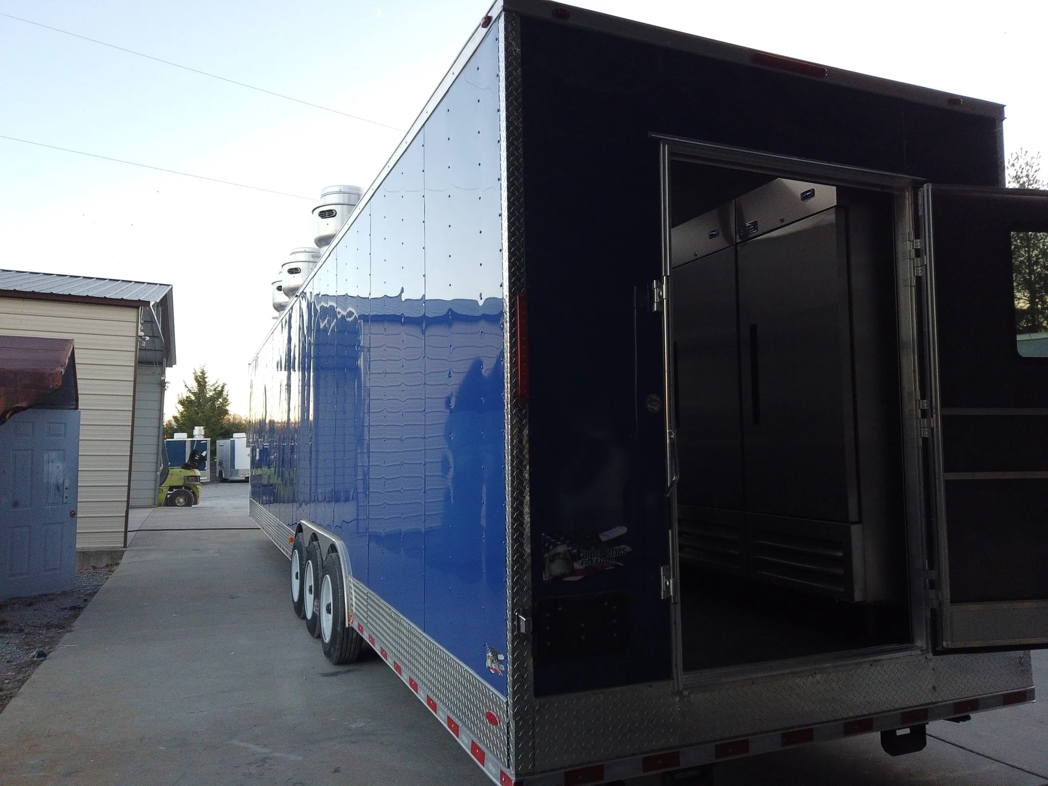987-8.5-x-46-cobalt-blue-gooseneck-concession-trailer-without-appliances-9.webp 8.5' x 46' Cobalt Blue Gooseneck Concession Trailer (Without Appliances)