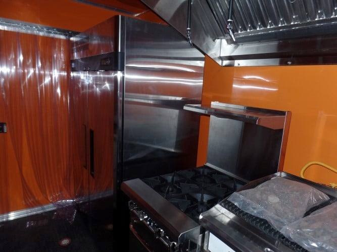 989-8.5-x-47-concession-food-trailer-silver-frost-event-catering-27.jpg 8.5' x 47' Concession Food Trailer Silver Frost Event Catering