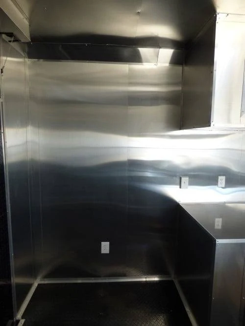 998-8.5-x-49-silver-frost-concession-food-gooseneck-trailer-20.webp 8.5' x 49' Silver Frost Concession Food Gooseneck Trailer