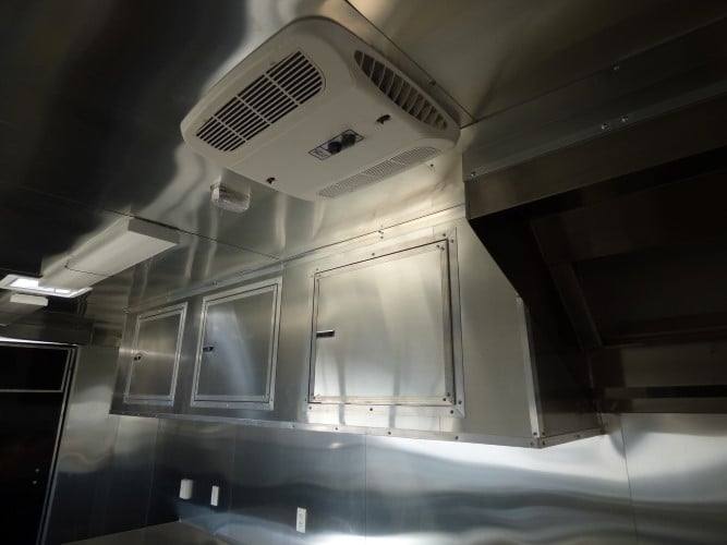 998-8.5-x-49-silver-frost-concession-food-gooseneck-trailer-48.jpg 8.5' x 49' Silver Frost Concession Food Gooseneck Trailer