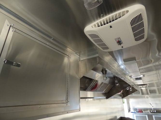 998-8.5-x-49-silver-frost-concession-food-gooseneck-trailer-53.jpg 8.5' x 49' Silver Frost Concession Food Gooseneck Trailer