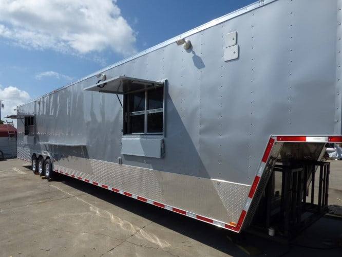 998-8.5-x-49-silver-frost-concession-food-gooseneck-trailer-6.jpg 8.5' x 49' Silver Frost Concession Food Gooseneck Trailer